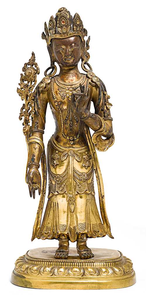 鎏金銅薄胎錘鐵立菩薩像。