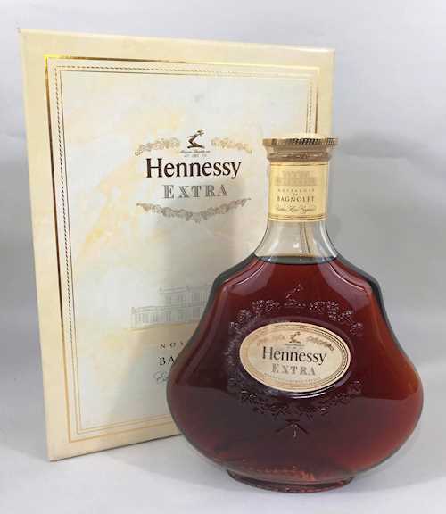 1 bt Cognac Hennessy Extra Nostalgie de Bagnolet 0.70 L