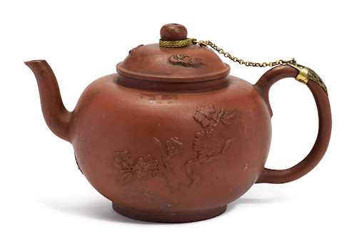 TEA POT IN THE  YIXING STYLE