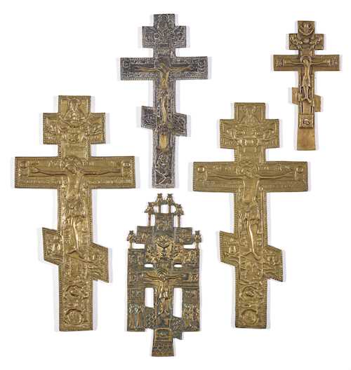 LOT OF FIVE TRAVEL ICONS IN THE SHAPE OF A CROSS