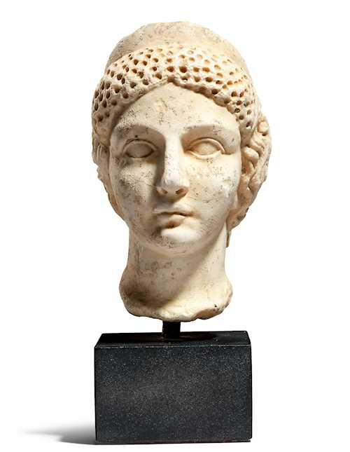 HEAD OF AN ARISTOCRATIC LADY