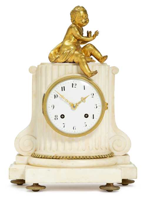 MANTEL CLOCK