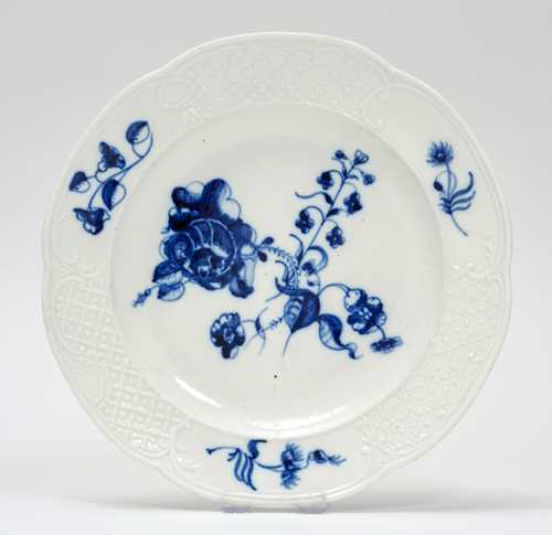 PLATE WITH BLUE DECORATION