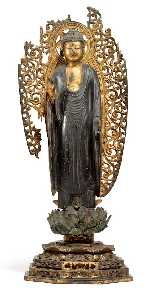 A LACQUERED WOOD FIGURE OF AMIDA NYORAI.